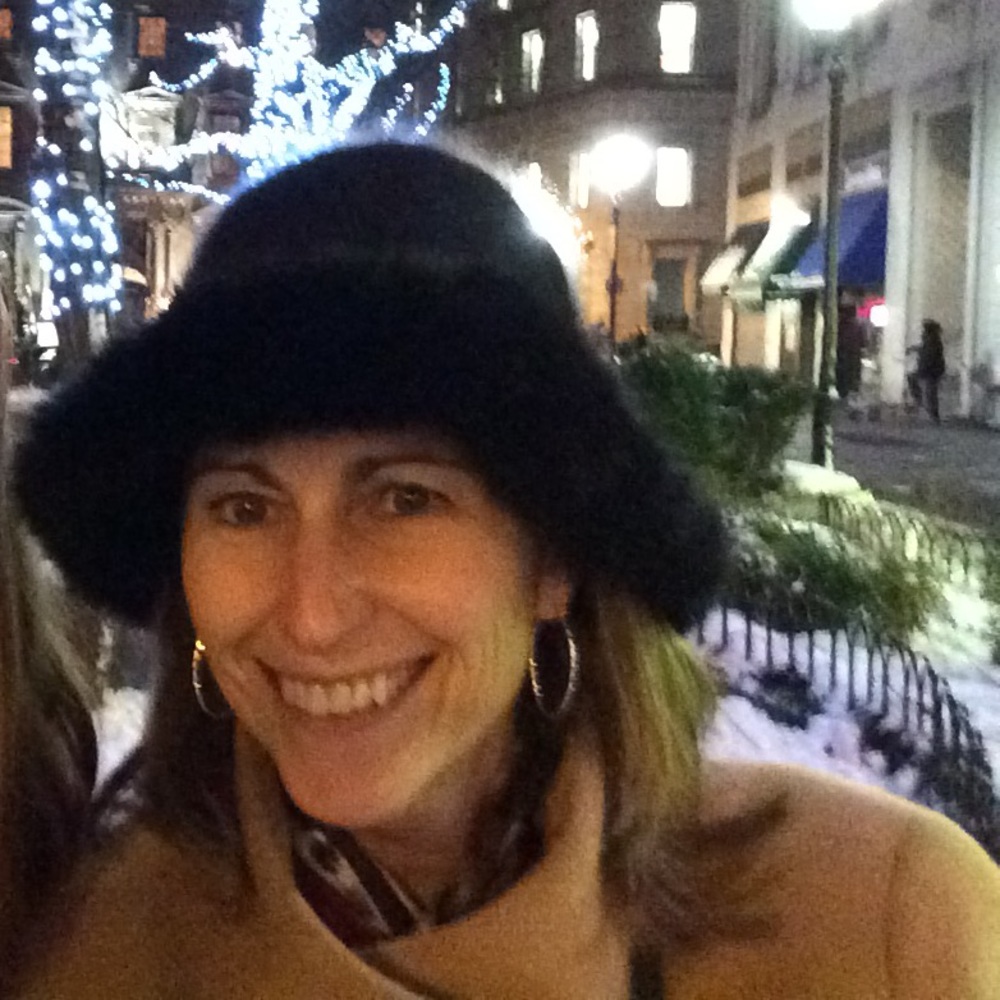 Meet your Posher, Vivian